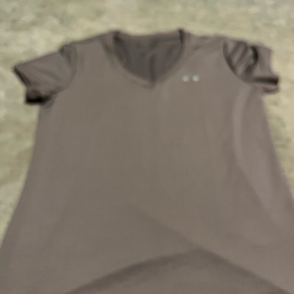 Under Armour athletic top short sleeve